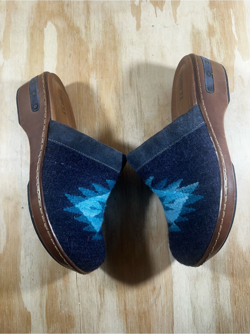 Born Bandy Aztec Blue Patterned Wool Slip-On Clogs Women’s Size 10 - Picture 3 of 10
